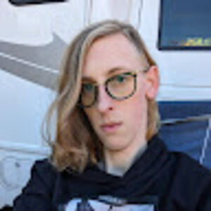 Meet your Posher, Lucy